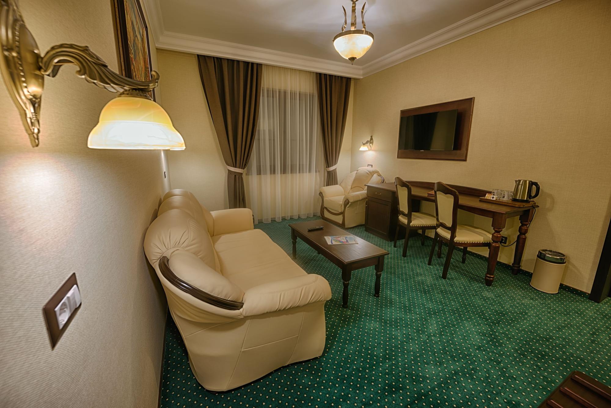 Magus Hotel Baia Mare Exterior photo